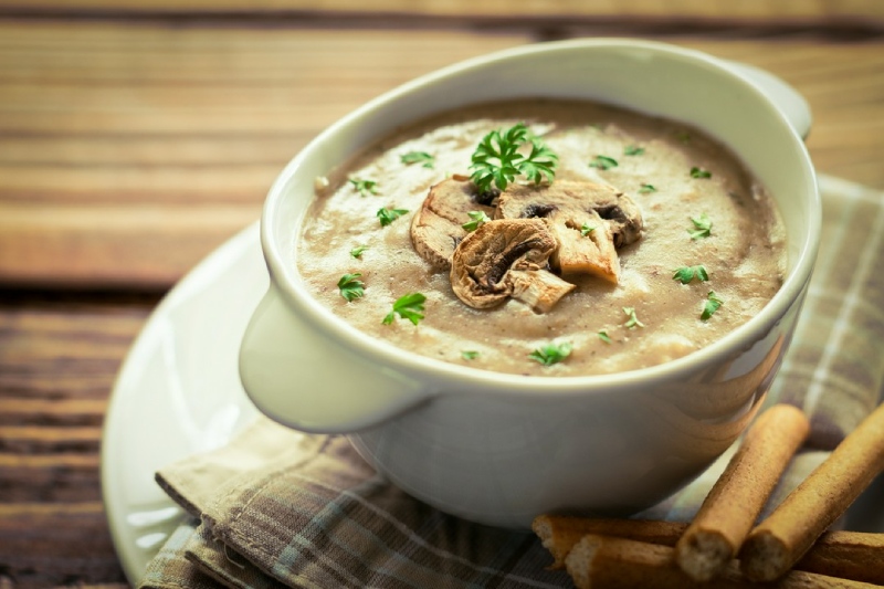 zupa z suszonych grzybów